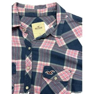 Hollister Women's Pink Blue Plaid Flannel Shirt Pearl Snap Buttons Size: Small